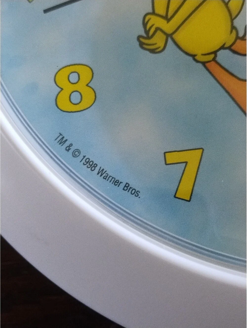 90's Warner Bros. Wall Clock Looney Tunes TWEETY BIRD Loves Sydney